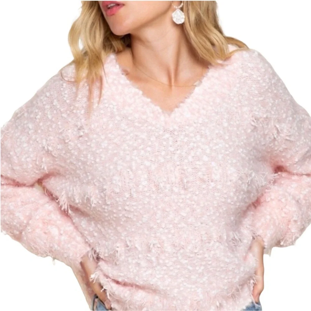 SALE POL Pink & White Plush & Fuzzy Popcorn Sweater Oversized
